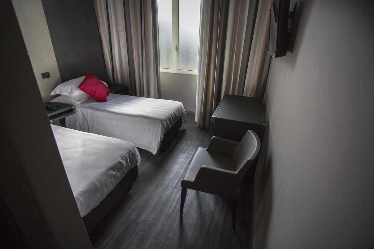 V99 Hotel Rome Extérieur photo
