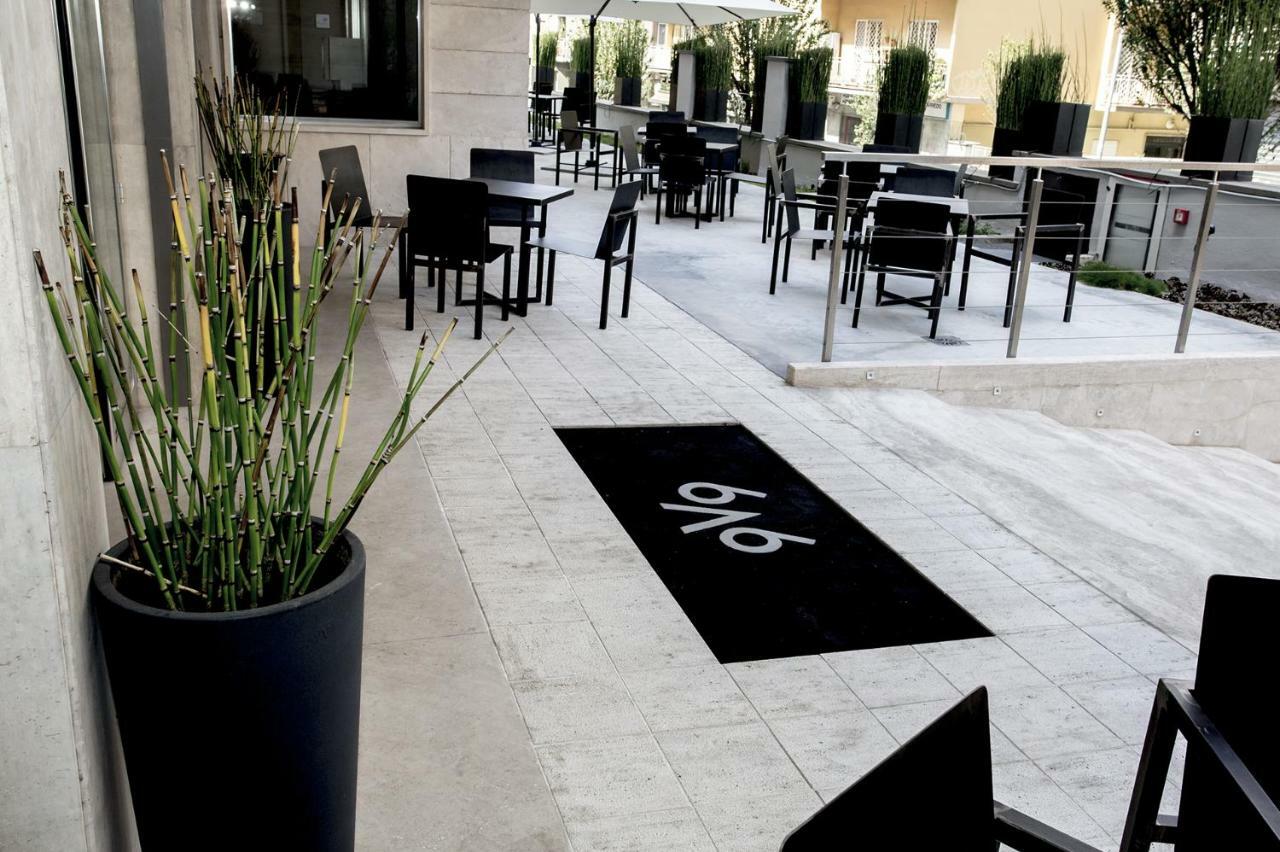 V99 Hotel Rome Extérieur photo