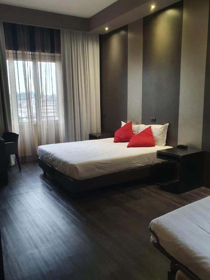 V99 Hotel Rome Extérieur photo